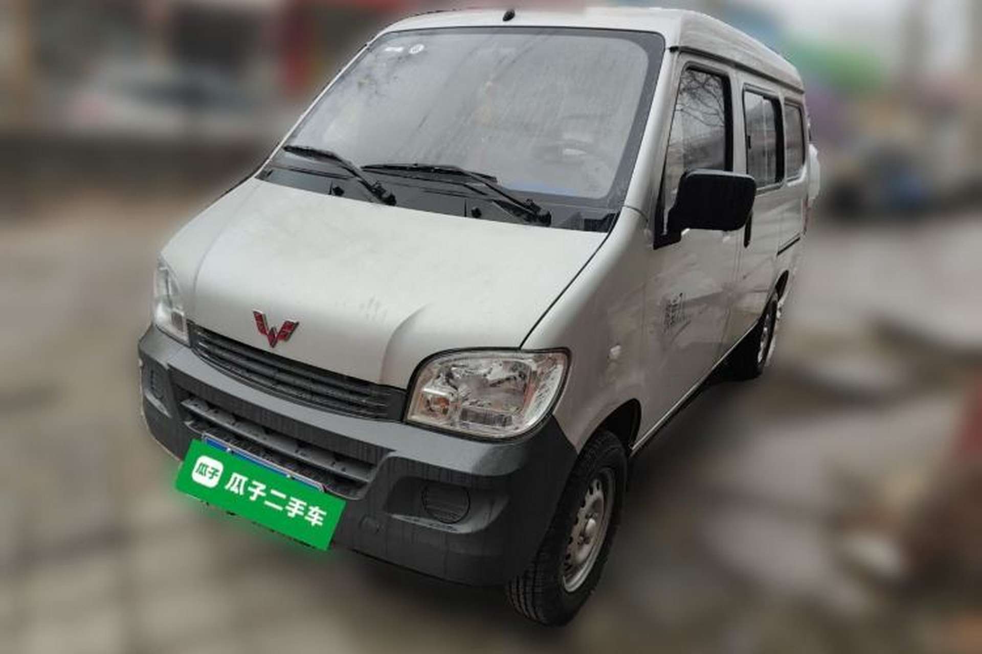 Used Wuling Zhiguang 2023 1.5L Practical Version 5/7 Seats Front Left 45 Deg