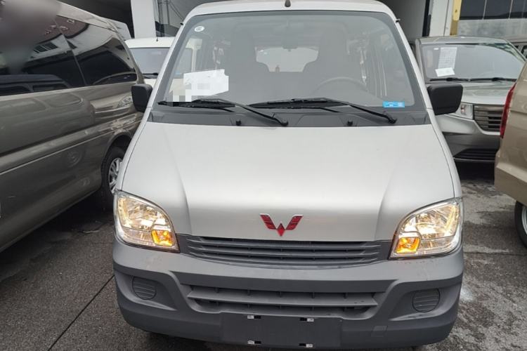 Used Wuling Zhiguang 2023 1.5L Practical Version 5/7 Seats Front