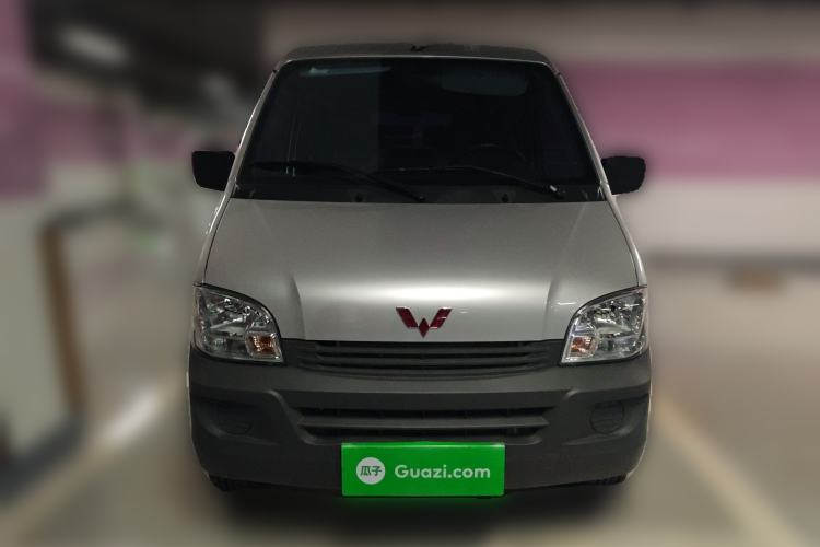Used Wuling Zhiguang 2023 1.5L Practical Version 5/7 Seats Front
