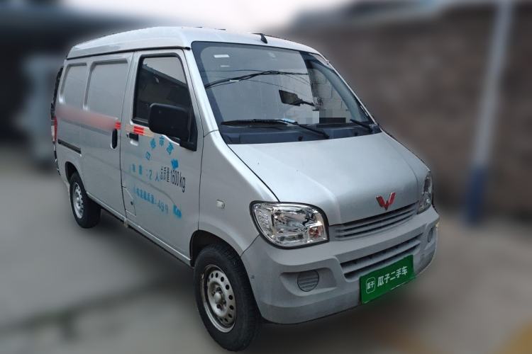 Used Wuling Zhiguang 2023 1.5L Utility Version with Enclosed Windows 2 Seats Front Right 45 Deg