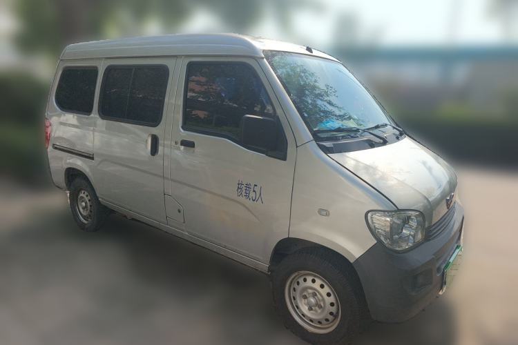 Used Wuling Zhiguang 2023 1.5L Practical Version 5/7 Seats Front Right 45 Deg