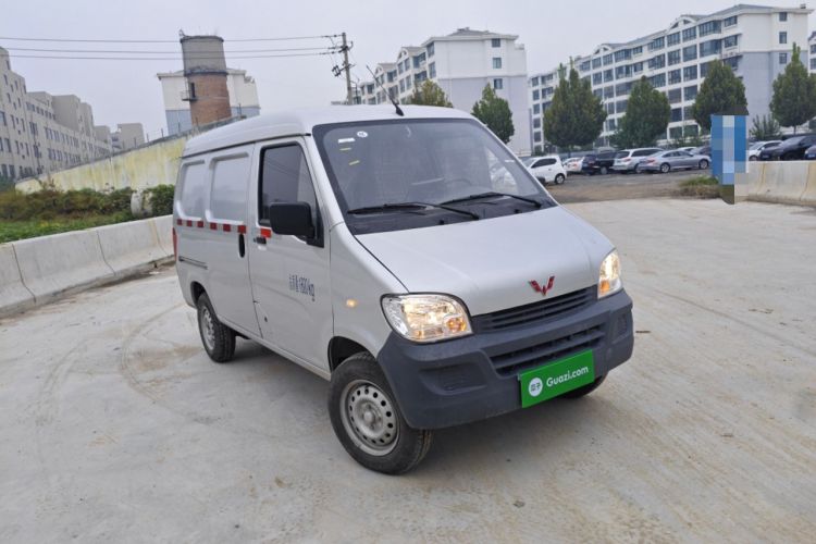 Used Wuling Zhiguang 2023 1.5L Utility Version with Enclosed Windows 2 Seats Front Right 45 Deg