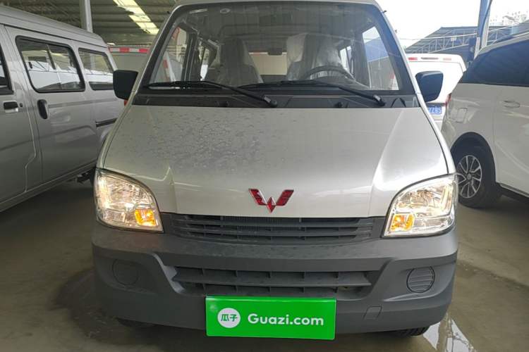 Used Wuling Zhiguang 2023 1.5L Practical Version 5/7 Seats Front