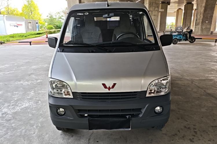 Used Wuling Zhiguang 2023 1.5L Practical Version 5/7 Seats Front