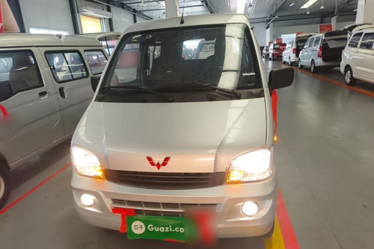 Used Wuling Zhiguang 2023 1.5L Practical Version 5/7 Seats Front