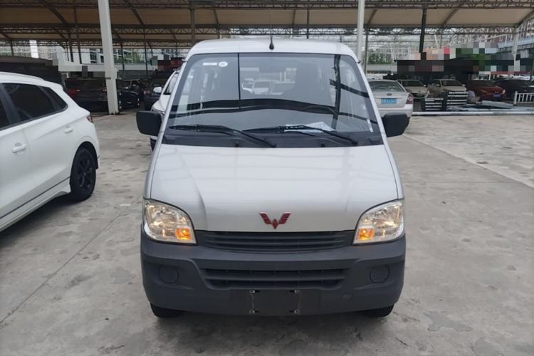 Used Wuling Zhiguang 2023 1.5L Practical Version 5/7 Seats Front