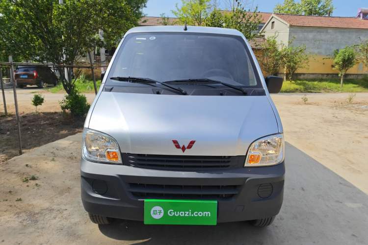 Used Wuling Zhiguang 2023 1.5L Practical Version 5/7 Seats Front