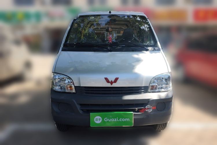 Used Wuling Zhiguang 2023 1.5L Practical Version 5/7 Seats Front