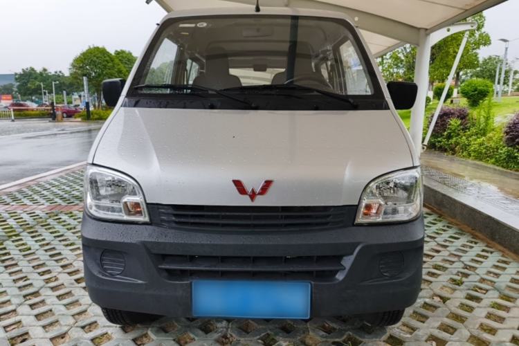 Used Wuling Zhiguang 2023 1.5L Practical Version 5/7 Seats Front
