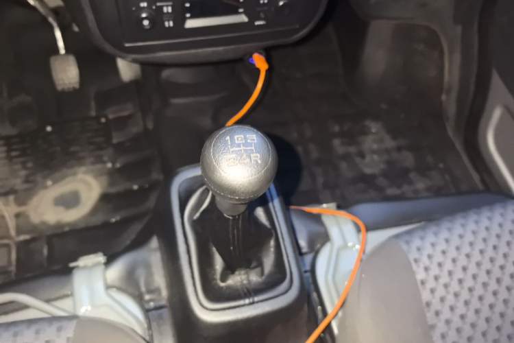 Used Wuling Zhiguang 2023 1.5L Practical Version 5/7 Seats Gear Lever
