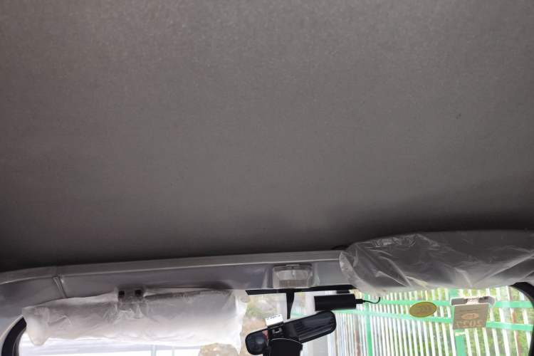 Used Wuling Zhiguang 2023 1.5L Practical Version 5/7 Seats Headliner