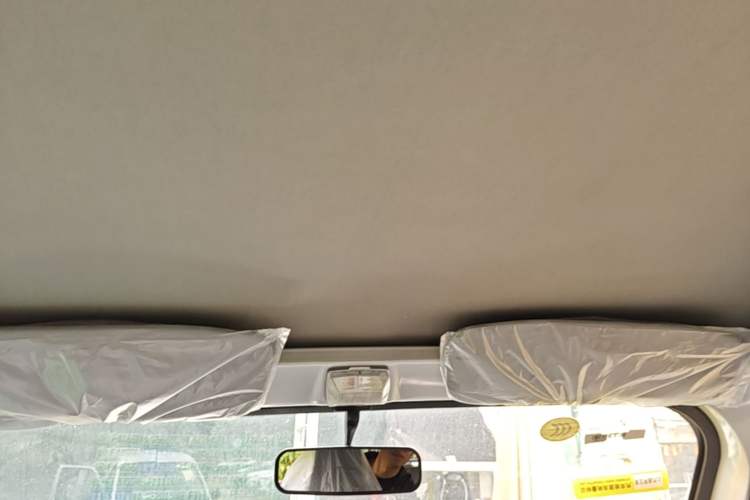 Used Wuling Zhiguang 2023 1.5L Practical Version 5/7 Seats Headliner