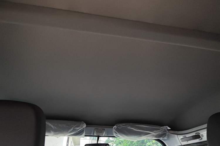 Used Wuling Zhiguang 2023 1.5L Practical Version 5/7 Seats Headliner