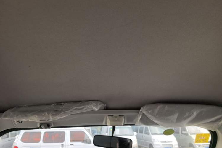 Used Wuling Zhiguang 2023 1.5L Practical Version 5/7 Seats Headliner