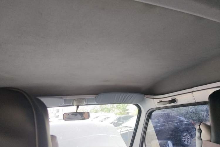 Used Wuling Zhiguang 2023 1.5L Practical Version 5/7 Seats Headliner