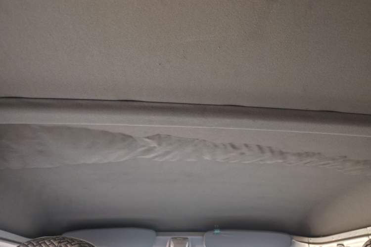 Used Wuling Zhiguang 2023 1.5L Practical Version 5/7 Seats Headliner