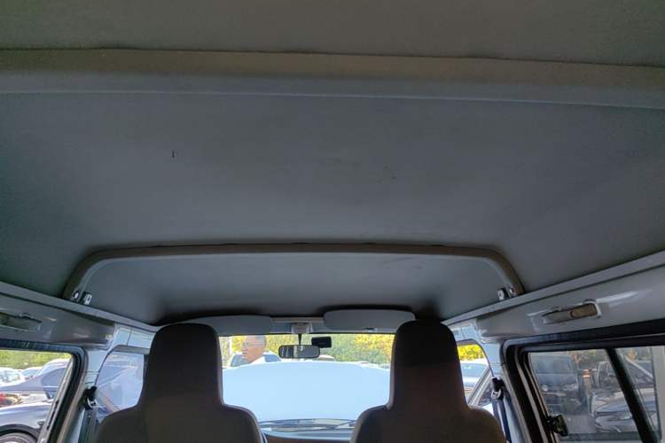 Used Wuling Zhiguang 2023 1.5L Practical Version 5/7 Seats Headliner