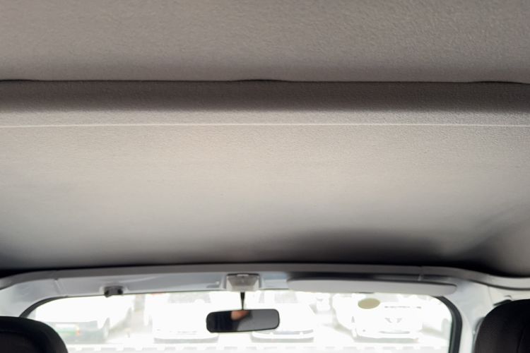 Used Wuling Zhiguang 2023 1.5L Practical Version 5/7 Seats Headliner