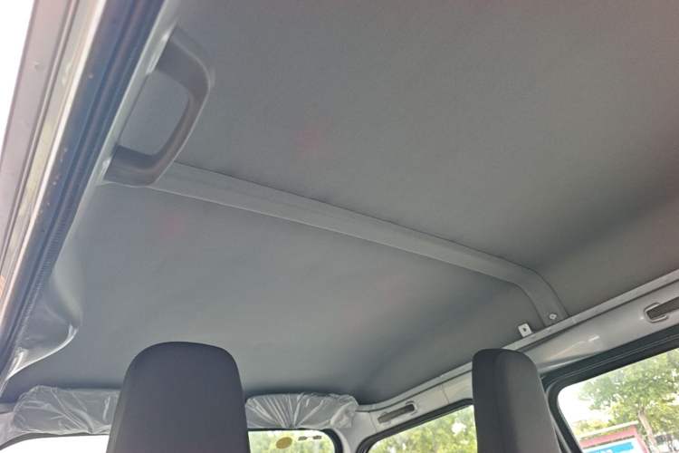 Used Wuling Zhiguang 2023 1.5L Practical Version 5/7 Seats Headliner