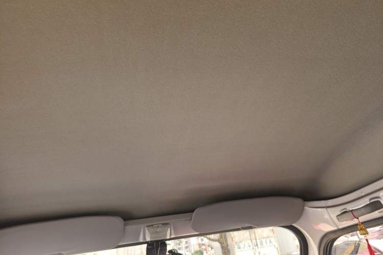 Used Wuling Zhiguang 2023 1.5L Practical Version 5/7 Seats Headliner