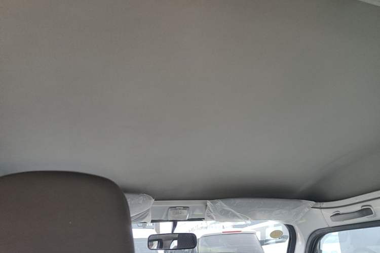 Used Wuling Zhiguang 2023 1.5L Practical Version 5/7 Seats Headliner