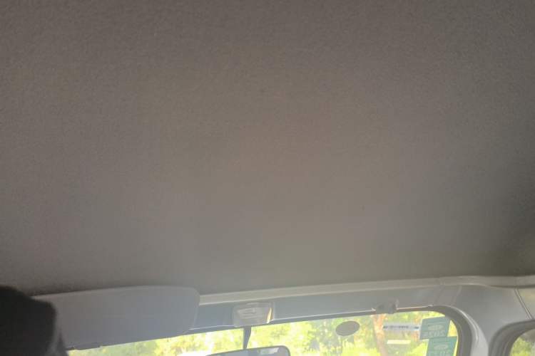 Used Wuling Zhiguang 2023 1.5L Practical Version 5/7 Seats Headliner