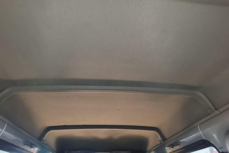 Used Wuling Zhiguang 2023 1.5L Practical Version 5/7 Seats Headliner