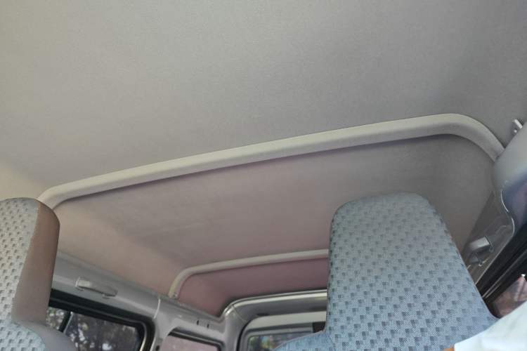 Used Wuling Zhiguang 2023 1.5L Practical Version 5/7 Seats Headliner