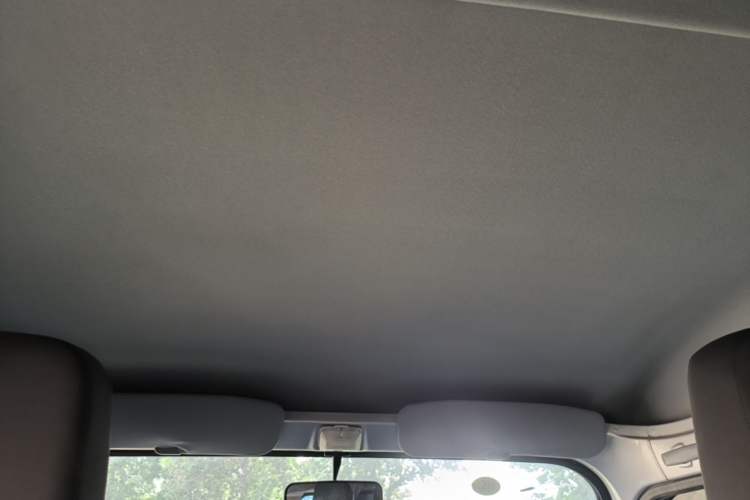 Used Wuling Zhiguang 2023 1.5L Practical Version 5/7 Seats Headliner