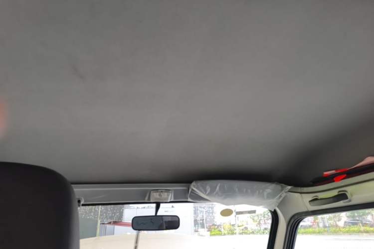 Used Wuling Zhiguang 2023 1.5L Practical Version 5/7 Seats Headliner
