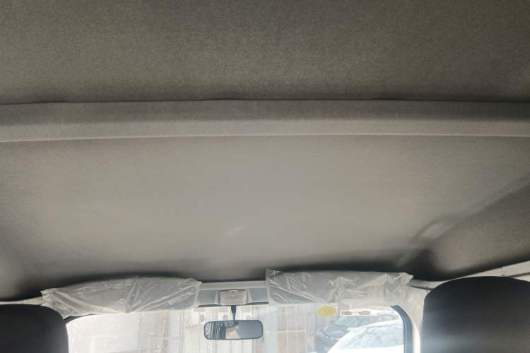 Used Wuling Zhiguang 2023 1.5L Practical Version 5/7 Seats Headliner