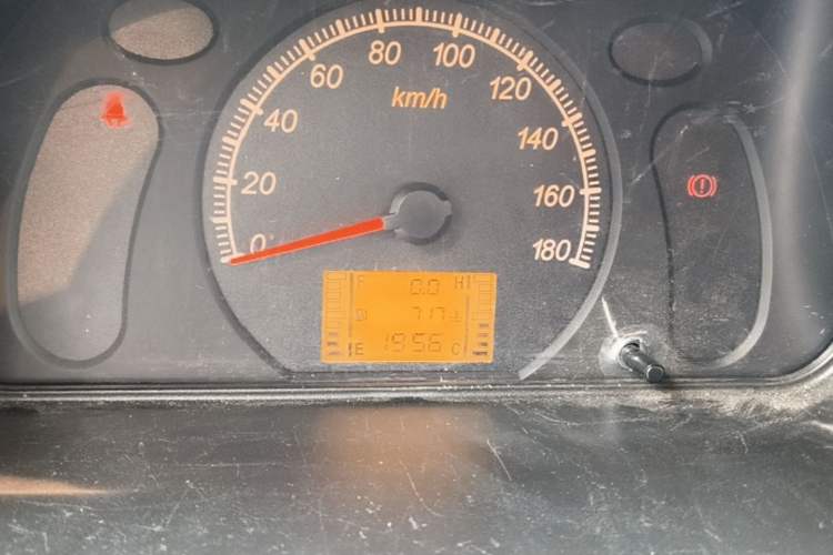 Used Wuling Zhiguang 2023 1.5L Practical Version 5/7 Seats Instrument Cluster