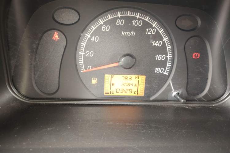 Used Wuling Zhiguang 2023 1.5L Practical Version 5/7 Seats Instrument Cluster