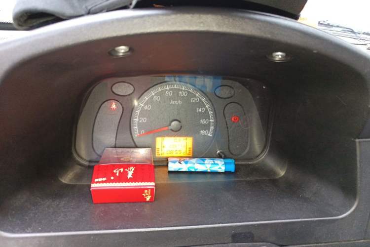 Used Wuling Zhiguang 2023 1.5L Practical Version 5/7 Seats Instrument Cluster