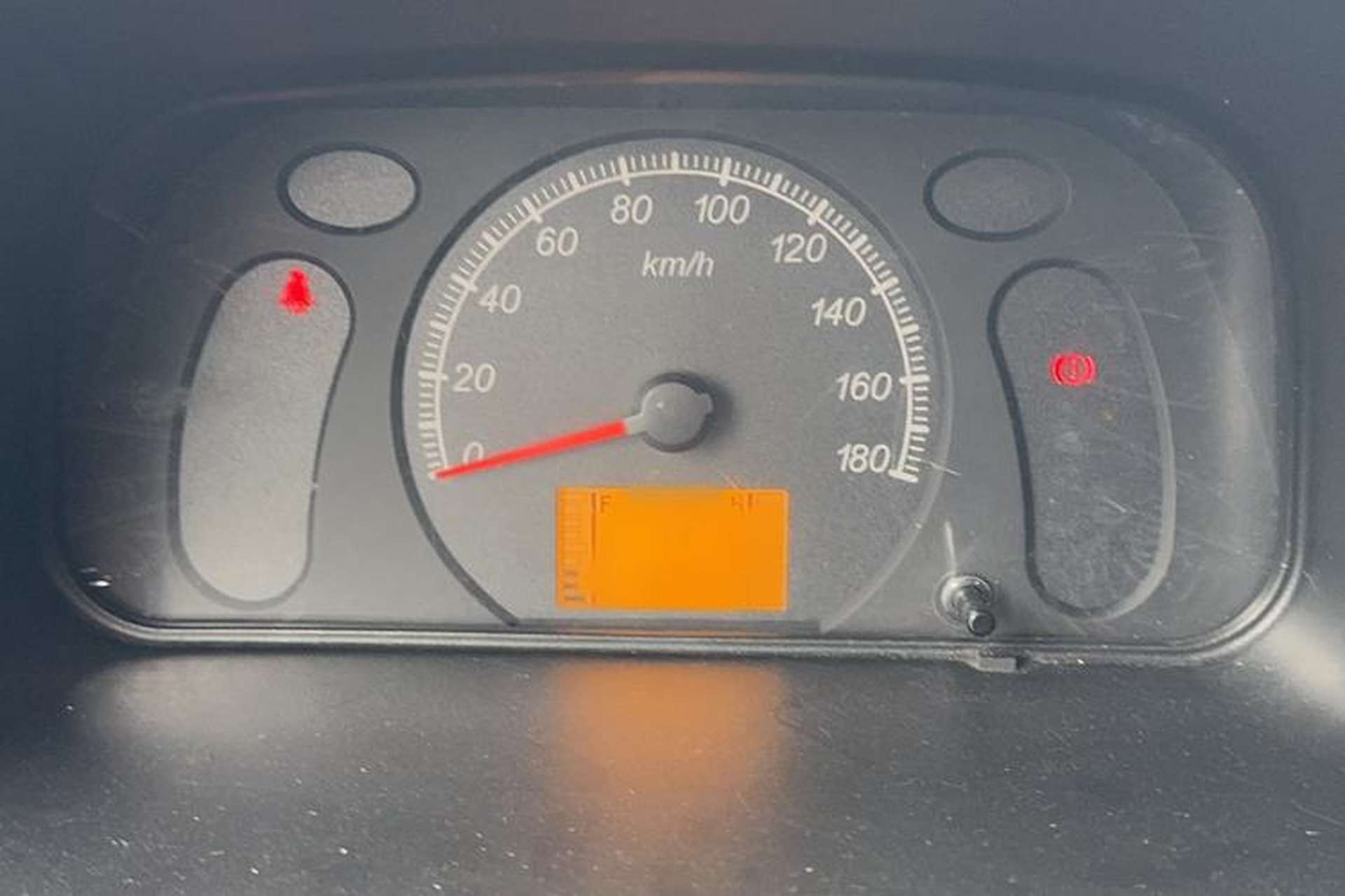 Used Wuling Zhiguang 2023 1.5L Practical Version 5/7 Seats Instrument Cluster