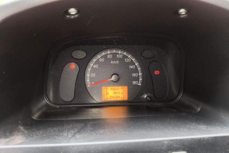 Used Wuling Zhiguang 2023 1.5L Practical Version 5/7 Seats Instrument Cluster