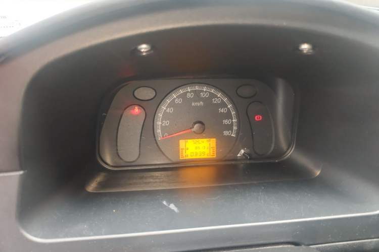 Used Wuling Zhiguang 2023 1.5L Practical Version 5/7 Seats Instrument Cluster