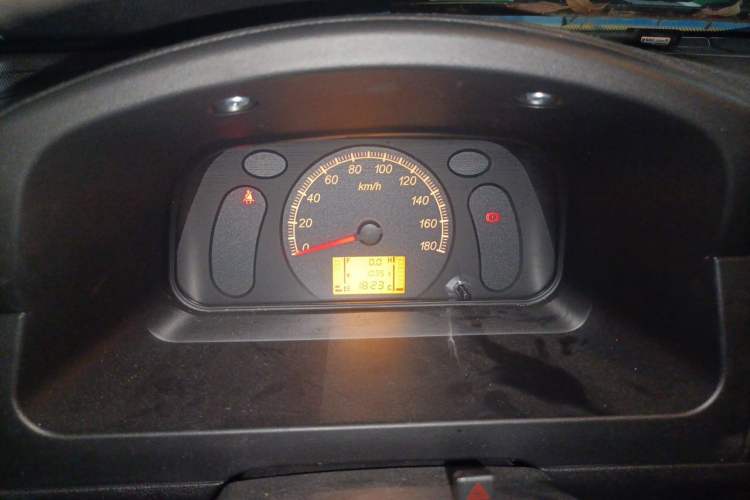 Used Wuling Zhiguang 2023 1.5L Utility Version with Enclosed Windows 2 Seats Instrument Cluster