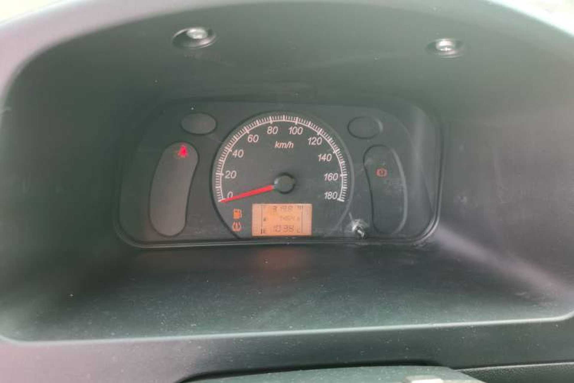 Used Wuling Zhiguang 2023 1.5L Practical Version 5/7 Seats Instrument Cluster