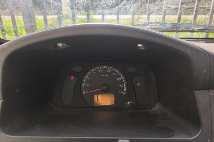 Used Wuling Zhiguang 2023 1.5L Practical Version 5/7 Seats Instrument Cluster