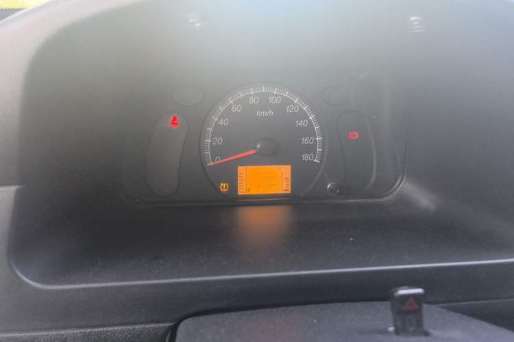 Used Wuling Zhiguang 2023 1.5L Practical Version 5/7 Seats Instrument Cluster