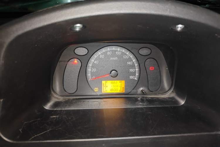 Used Wuling Zhiguang 2023 1.5L Practical Version 5/7 Seats Instrument Cluster