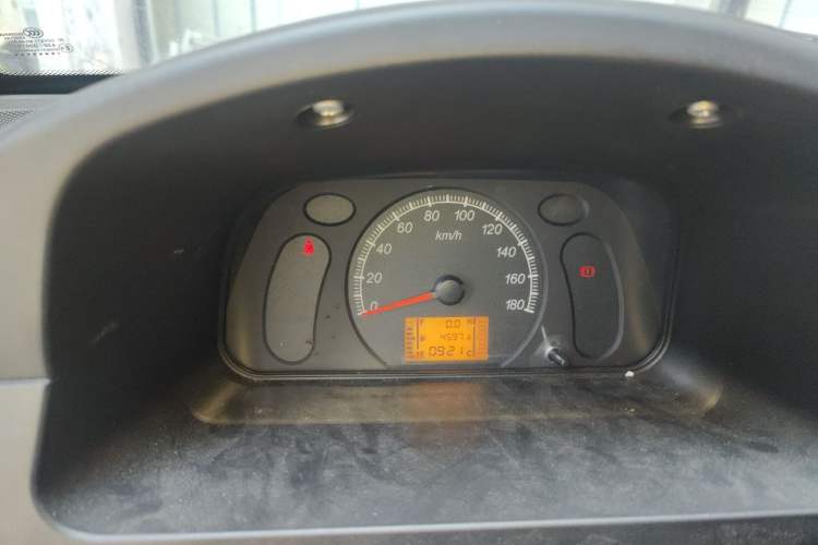 Used Wuling Zhiguang 2023 1.5L Practical Version 5/7 Seats Instrument Cluster