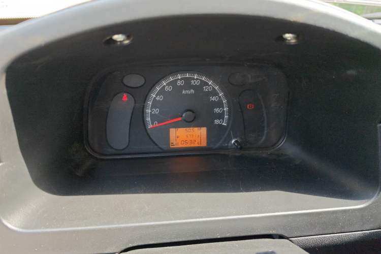 Used Wuling Zhiguang 2023 1.5L Practical Version 5/7 Seats Instrument Cluster