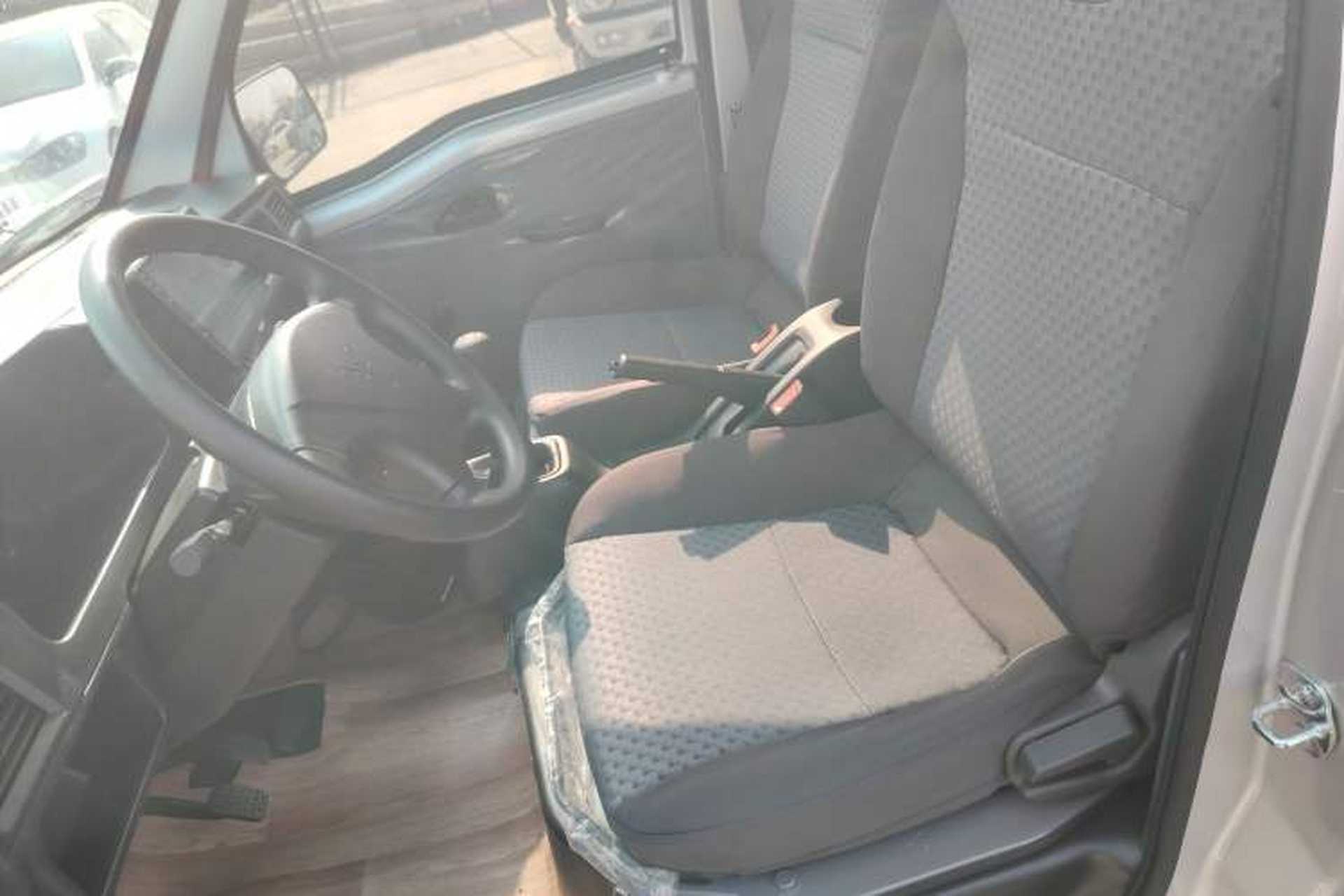 Used Wuling Zhiguang 2023 1.5L Practical Version 5/7 Seats Left Front Seat