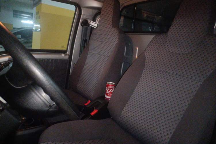Used Wuling Zhiguang 2023 1.5L Utility Version with Enclosed Windows 2 Seats Left Front Seat