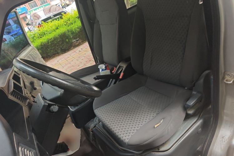 Used Wuling Zhiguang 2023 1.5L Practical Version 5/7 Seats Left Front Seat