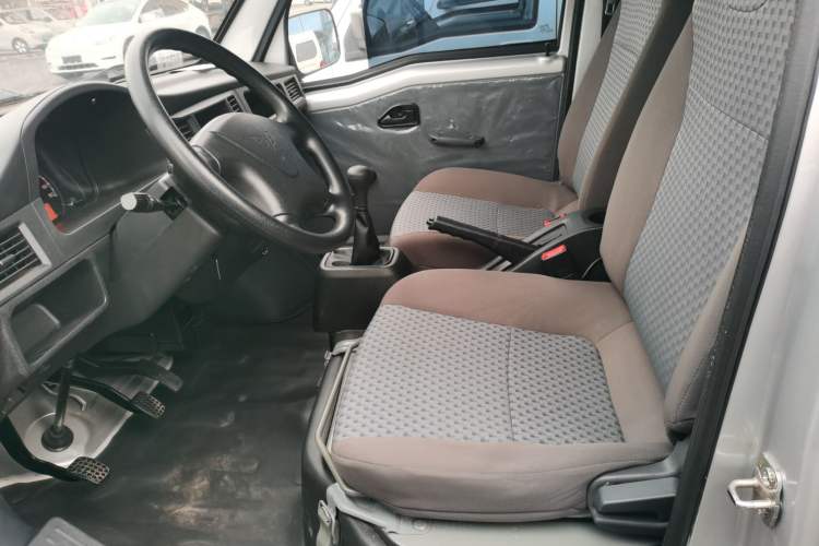 Used Wuling Zhiguang 2023 1.5L Utility Version with Enclosed Windows 2 Seats Left Front Seat