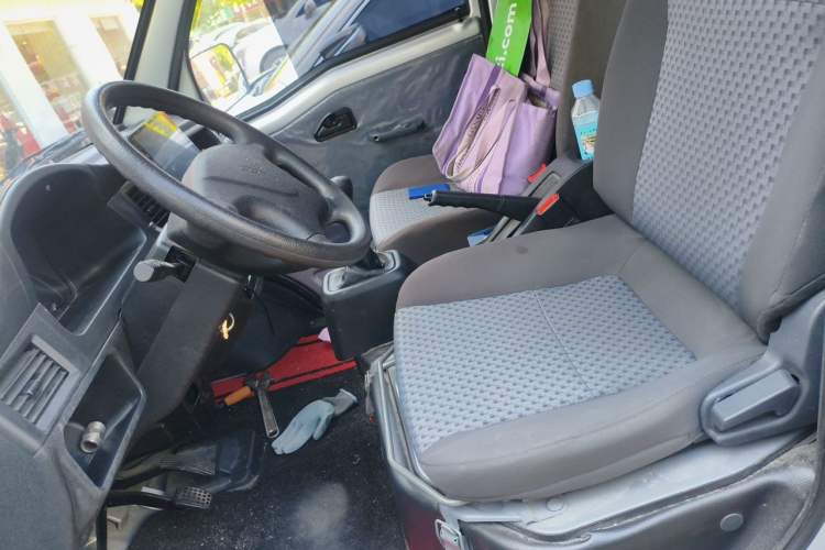 Used Wuling Zhiguang 2023 1.5L Practical Version 5/7 Seats Left Front Seat