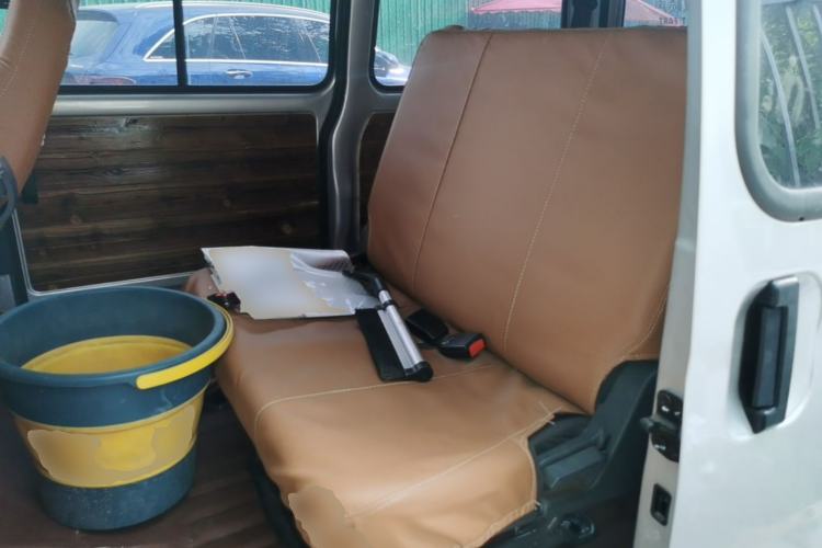 Used Wuling Zhiguang 2023 1.5L Practical Version 5/7 Seats Left Rear Seat